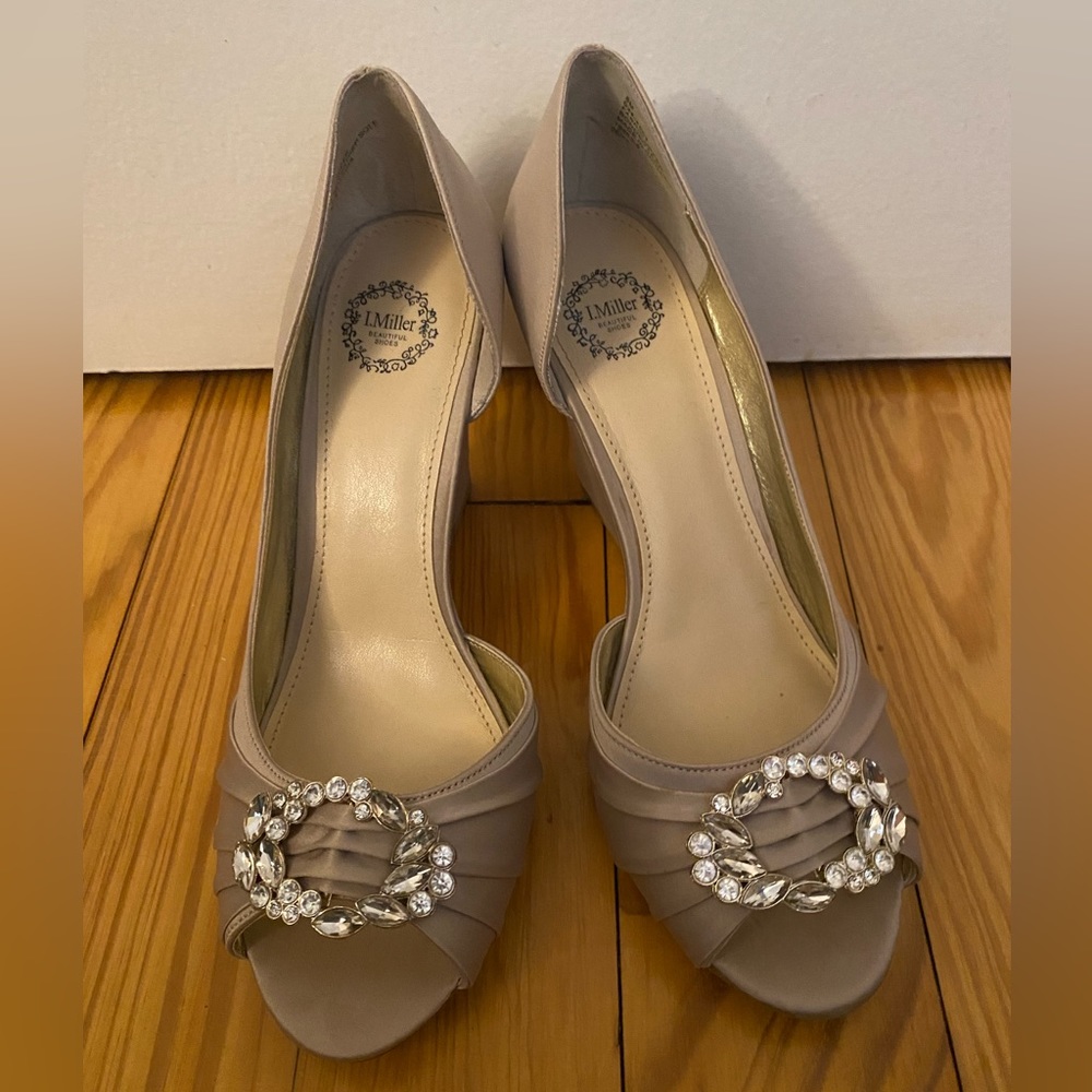 Satin Bridal Wedges, sz 8